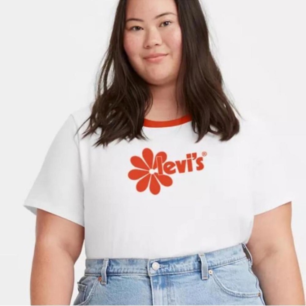 NWT Women's Levi's Cropped Jordie Tee